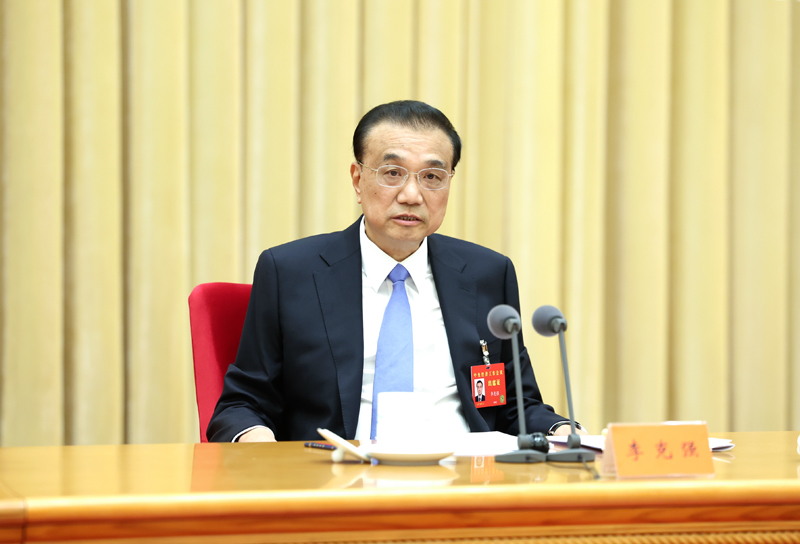 12月15日至16日，中央經(jīng)濟工作會議在北京舉行。國務(wù)院總理李克強出席會議并講話。新華社記者鞠鵬攝